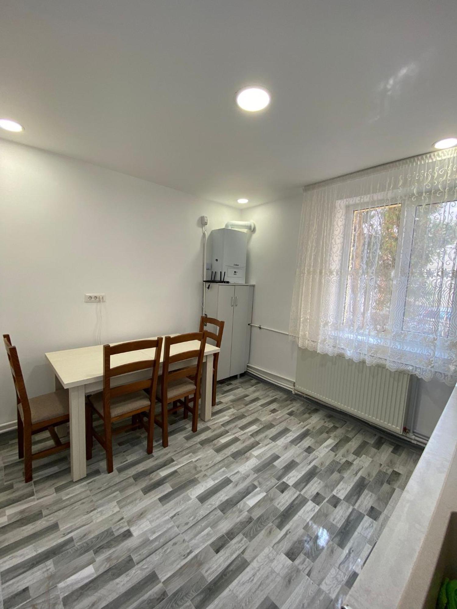 Sorinaapartament Тыргу-Нямц Экстерьер фото